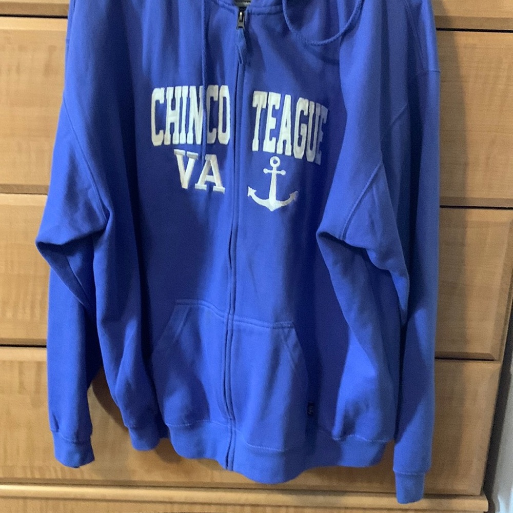 Hooded sweat jacket